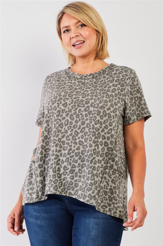 Plus Sage Washed Effect Leopard Print Short Sleeve Round Neck Raw Hem & Exposed Stitching Trim Relaxed Top